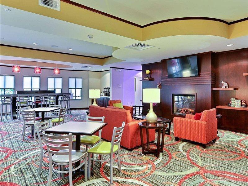 Comfort Suites Uniontown Eksteriør bilde