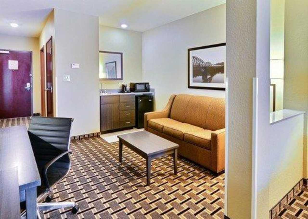 Comfort Suites Uniontown Eksteriør bilde