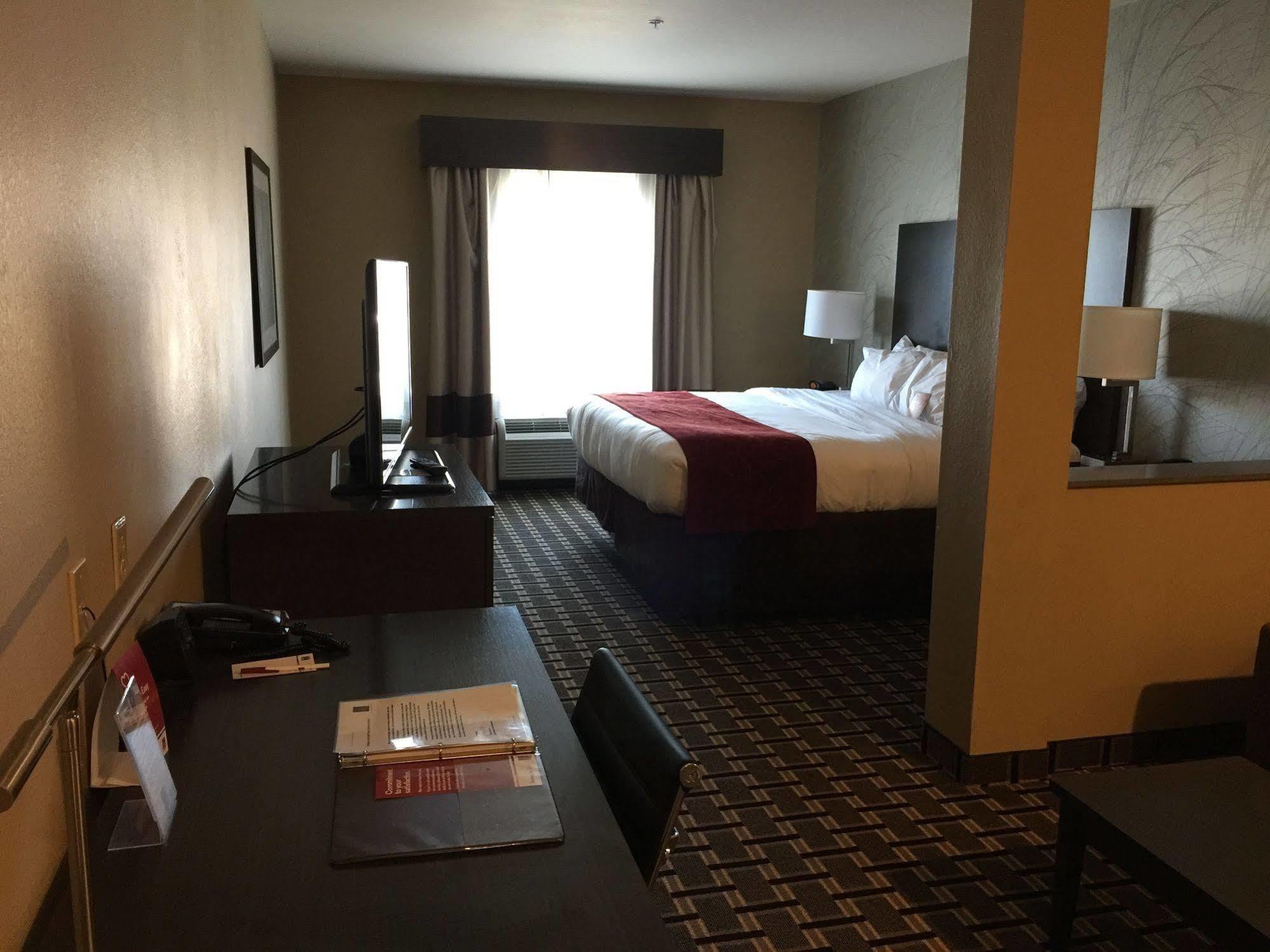 Comfort Suites Uniontown Eksteriør bilde